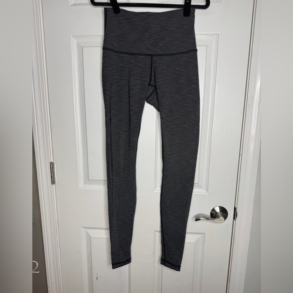 LULULEMON Wunder Under Heathered Gray Full Length Leggings size 6 EUC - Picture 1 of 6